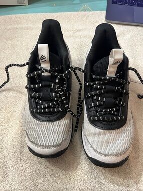 adidas Kids Black and Gray Low-Top Sneakers